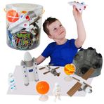 Tub Playset - Deluxebase Uzay. Çocuklar için uzay oyun seti. Astronotlar, gezegenler, oyuncak roketler, uzay mekiği, uydu ve bir uzay ay kayaları gibi fantezi oyuncakları