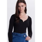 Tudors Kadın Slim Fit Dar Kesim Pamuklu V Yaka Siyah Bluz
