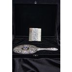 Turan Design.925 Ayar Gümüş Ayna ve Tarak seti, Hediyelik El Yapımı Nazar Boncuklu Çiçek Desenli Orijinal Gümüş El Aynası ve Gümüş Kemik Tarak Seti