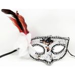 Twox Çocuk Gümüş Renk Yandan Tüylü Güllü Gümüş Taşlı Pullu Maske 20x22 cm