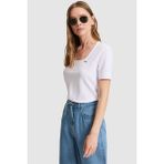 U.S. Polo Assn. Kadın Beyaz Basic Tişört 50323524-VR013 Slim Fit Kolsuz Pamuk Malzemeden Trend Stil