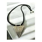 Üçgen Metal Cevşen Kolye Kadın / Erkek İçi Dolu