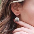 Üçgen Model Otantik El İşi Rose Gold Çizgili Gümüş Küpe