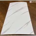 UKAB DEKOR 20 Parça Beyaz Seramik Fayans Mermer Görünüm Kendinden Yapışkanlı Ev Dekorasyonu Banyo Yalıtım Zemin Beyaz 30 x 60