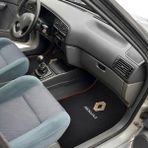 Ulus Tekstil Renault 19 Europa 5 Parça Nakışlı Siyah Oto Halı Paspas Seti ‘’logolu’’ | 1.kalite Nakış Işlemeli