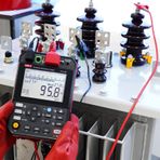 Uni-trend UNI-T UT512D/UT512E 2.5kV Insulation Resistance Testers;999 sets of data storage/USB communication/PI/DAR measurement Resistance Tester Megohm Meter (UT512E)