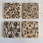 Unt Taş Bardak Altlığı Stone Coasters - 4 Lü Set Minimalist Siyah Çiçek Desen