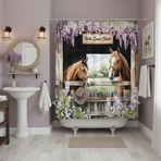 UOZXOML Batı At Ahır Kapı Duş Perdesi Çiftlik Hayvanları Mor Çiçekli Wisteria Yeşil Yapraklar Rustik Ahşap Tahta Çiftlik Evi Kovboy Şapkası Kumaş Banyo Dekor Kancalı Perdeler, 70 x 70
