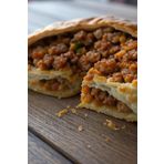 Upper Peninsula Pasties: 75 Authentic & Modern Pasty Recipes from Michigan’s Heartland (cookbooks from Around the united states, Band 24)