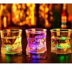 UPZAI LED Eski Moda Gözlükler: 10oz Sıvı Aktif Çok Renkli Işıklı İçme Bardakları 4'lü Set - Su Bira Kokteyl Viski Bar Partisi için Plastik Eğlenceli Bardaklar