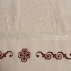 Uretti - Gül 4612 El işlemesi Çeyizlik Havlu - Beyaz - 50 x 90 cm