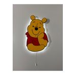 UViolets Dekoratif Ahşap Baskılı Ayı Winnie (Ayıcık) Çocuk Odası Gece Lambası 23*35