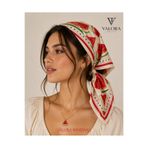 Valora Karpuz Desenli Bandana & Fular – Yaz Temalı Kırmızı Meyve Desenli Kare Saç Bandanası