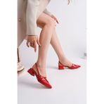 van heflin ELARA Kadın Kırmızı Rugan Çapraz Bantlı Tokalı Slingback 4 Cm Kalın Topuklu Sivri Burun Ayakkabı