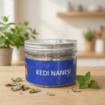 Veraura Lifestyle Doğal Kedi Nanesi (Catnip) - 250 ml Kavanoz - Eğlenceli ve Doğal - Çok Renkli - 1 Parça - 0,21 L