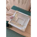 Verda Çerçeve 25x25 Cm Ledli Fotoğraf Bölümlü Isimli Beyaz-klasik(GOLD) Anı Çerçevesi! Yeni Trend Anı Çerçevesi