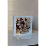 Verda Çerçeve Ledli İsimli 25x25 Cm Çift Yönlü Derin Gül Çerçevesi! Gelin Buketi Çerçevesi! Beyaz