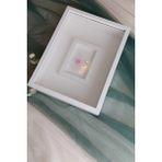 Verda Çerçeve Verda 30 x 40 cm Beyaz Ahşap Fotoğraf Çerçevesi Ledli Gül Kutusu Tasarımı ile Şık