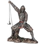 Veronese Design 6 1/4 inç Ninja Wielding Grappling Kanca Soğuk Döküm Reçine Bronz Kaplama Japon Koleksiyon Heykelcik