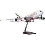 Veronese Emirates Airbus A380 Yolcu Uçağı Koleksiyon Uçak 46X50CM