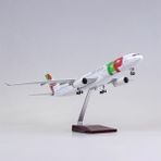 Veronese Tap Air Portugal Airbus A330 Yolcu Uçağı Koleksiyon Uçak 47CM