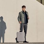 Victorinox Airox Advanced Çanta, 4 tekerlekli araba, Sert kılıf, Hafif, Kadın/Erkek, Genişletilebilir, bej, Global Carry-On, CASUAL
