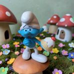 Vintage Orijinal Peyo Şirinler Pastacı Şirin Figür Oyuncak & 12 cm