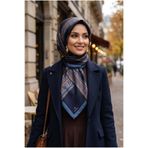 Vissona %100 Twill İpek Etnik Desenli İndigo - Lacivert Renkli 90x90 Eşarp Dikim Şekli : El Dikişi