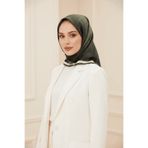 Vissona % 57 İPEK % 43 VİSKON Twill İpek Monogram Desenli Haki Renkli 90x90 Dikim Şekli : El Dikişi Eşarp