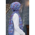 Vissona LÜKS MEDİNE İPEĞİ EKOSE DESENLİ BEBE MAVİSİ RENKLİ 75X195 KIRIŞMAZ ŞAL MOSS KREP DİKİŞ TİPİ İTALYAN