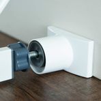 Wall Nanny Genişletici - 4 inç Bebek Kapısı Uzatma Koruması (ABD'de üretilmiştir) Basınca Monte Kapıları Uzatır - Duvarları Korur, Kapıyı Sabitler, Çocuk, Evcil Hayvan Kapısı ve Köpek Kapısı için,