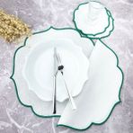 Weare2 Yeşil Renkli Nakışlı 4 Parça Set Amerikan Servis ve Kokteyl Peçetesi - 35 x 35 cm