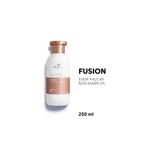 Wella Professionals Fusion Yıpranmış Saçlar İçin Yoğun Onarıcı Şampuan 250 ml