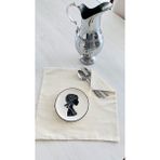 White Alamode Ham Keten Tasarım Çatal Kaşık Cepli Püskül Detaylı Amerikan Servisi - 30 x 40 cm - Krem