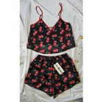 Wild Wake Siyah Kiraz Desenli Saten İkili Şortlu Pijama Takımı Gecelik