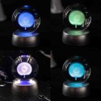 Wolawood Kristal Cam Kar Küresi 3D Renk Değiştiren LED Işıklı Pilli Dekoratif Konsept Hediyelik Masaüstü Süs Lamba Biblo Şık Zarif Rgb Dekor Özel Tasarım - KARAHİNDİBA ÇİÇEĞİ