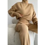 WOMAN VISION Crop El Geçmeli Balıkçı Yaka Kazak ve Yüksek Bel Triko Pantolon Alt Üst Camel Triko Takım 015