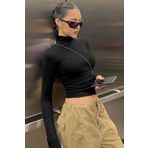 World Fashion Trends Siyah Balıkçı Yaka Fermuarlı Uzun Kol Sandy Crop Bluz