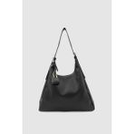 Wuclo Sulin Yumuşak Formlu Mini Çanta Charmlı Omuz Çantası Siyah - 40 x 25 x 10 cm