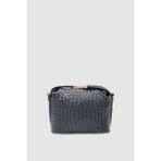 Wuclo Zyren Toka ve Fermuar Kapamalı Örgü Desenli Çapraz Askılı El Çantası Siyah - 21 x 16 x 11 cm