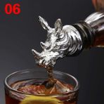 Yaci Shop No.6 Tarzı Jagermeister Aksesuarları Şarap Dökücü Çinko Alaşım Geyik Elk Aslan Boğa Kafası Ağız Şarap Stoper Votka Araçları Için Alkol Dökücü Huni (Yurt Dışından) - Renkli