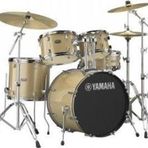 Yamaha Rydeen 20" Akustik Davul (Champagne Glitter)