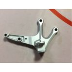 Yamaha YZF R25 Ön Sağ Basamak Braketi