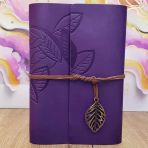 Yaprak Desenli Çizgisiz Deri Defter Mor
