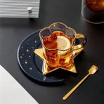 Yeni Mavi Yaratıcı Seramik Yıldız Ay Kahve Fincanı ve Tabağı Kaşık Altın Saplı Kupa Ikindi Çayı Süt Suyu Su Içecek Fincan Porselen (Yurt Dışından) - 1 Adet - Renkli - 1 lt