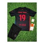 Yenteks Lamine Yamal Siyah Barcelona.4 Lü Set Çocuk Futbol Forması Forma+Şort (Çorap+Bileklik)