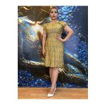 Yeşilmoda Elbise,Pamuklu,Çiçek desenli,Yazlik,Astarsız,Standart beden,Likralı bel,Sarı renk,midi