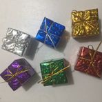 Yılbaşı Ağacı İçin Askılı Hediye Kutusu