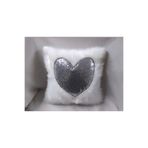 YILMAZHOME Peluş Kalpli Kırlent Kılıfı - (beyaz Peluş-gümüş Kalp)