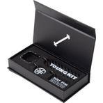 YoungKit Karbon Fiber Görünümlü Logolu Anahtarlık Keychain